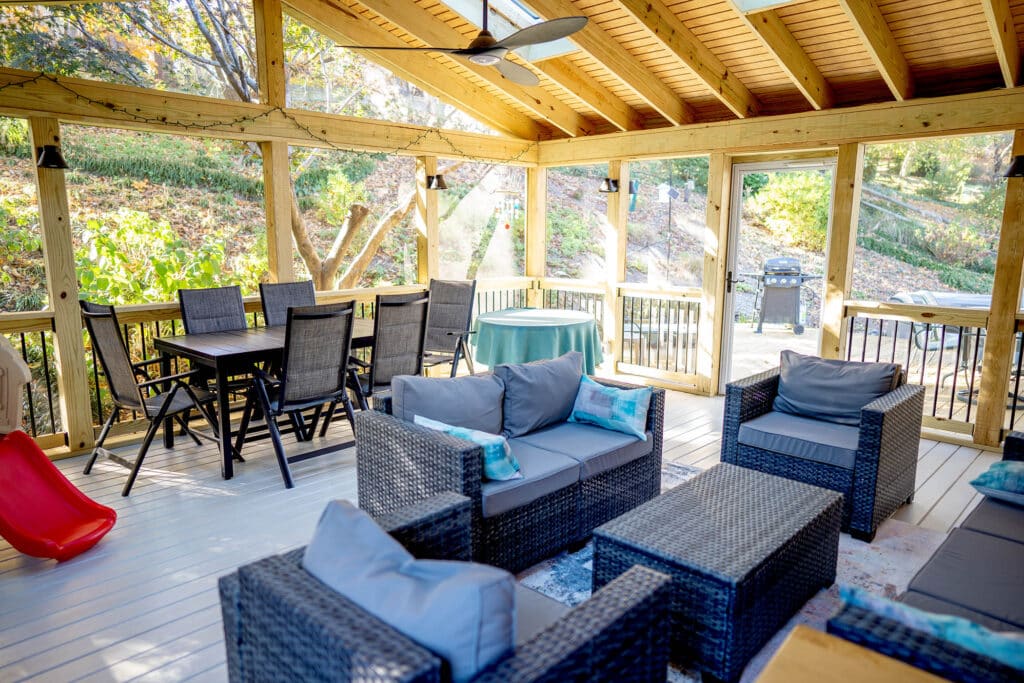 Custom Screened-in Porch and deck in Springfield, Va - 665 Sq Ft